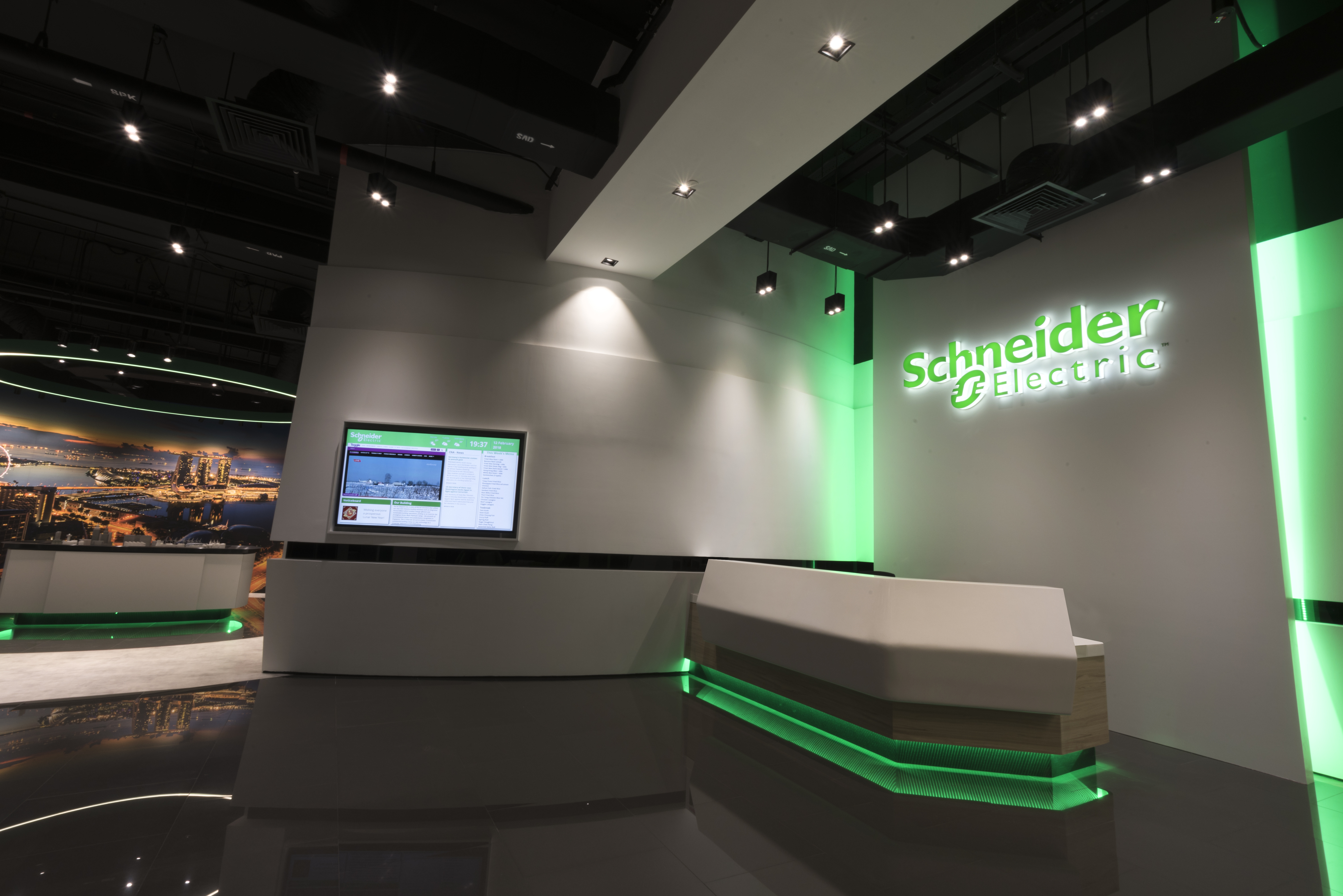 Schneider_23